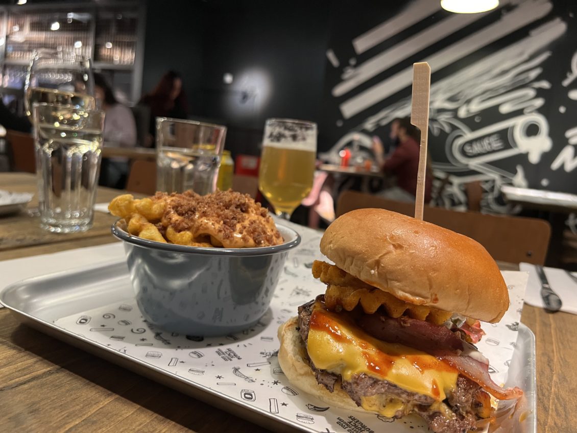 first-look-at-fat-hippo-cardiff-as-it-opens-its-doors-today