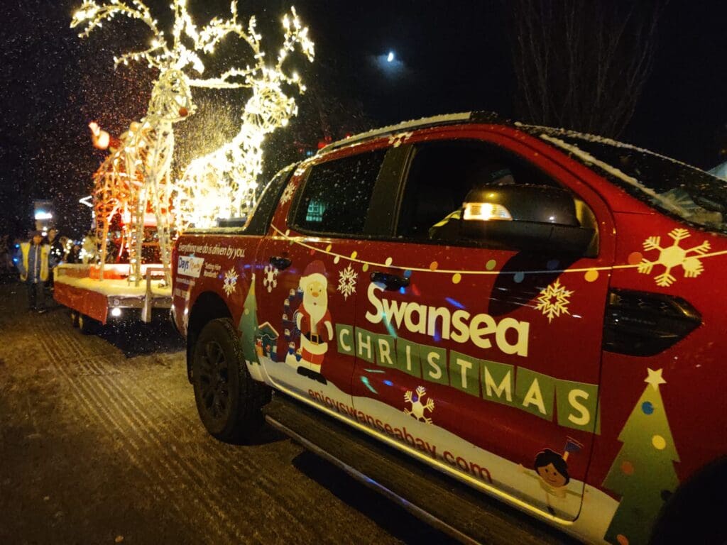 Tens of thousands turnout out for Swansea's Christmas Parade